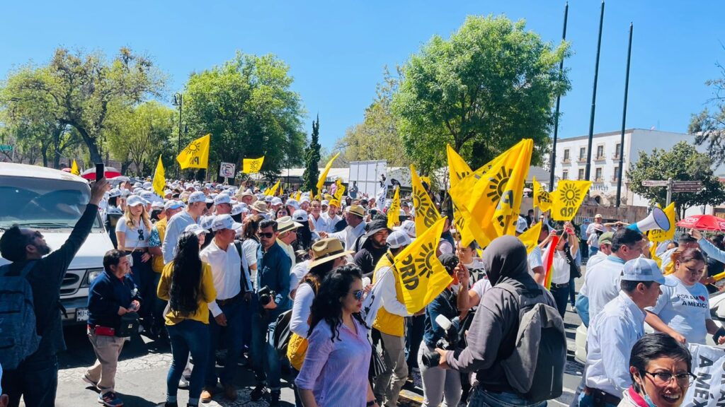 Desde Michoacán, PRD nuevamente hace historia; inicia caravana en Defensa de la Democracia