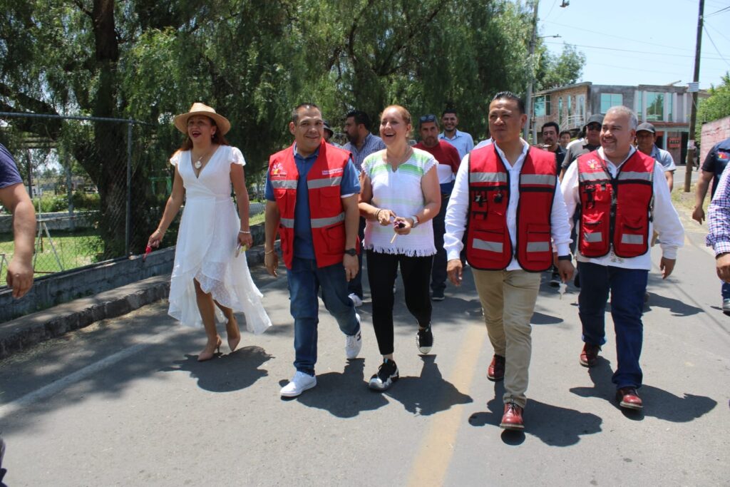 Inaugura Bladimir González y Carlos Torres Piña vialidad en Tarímbaro