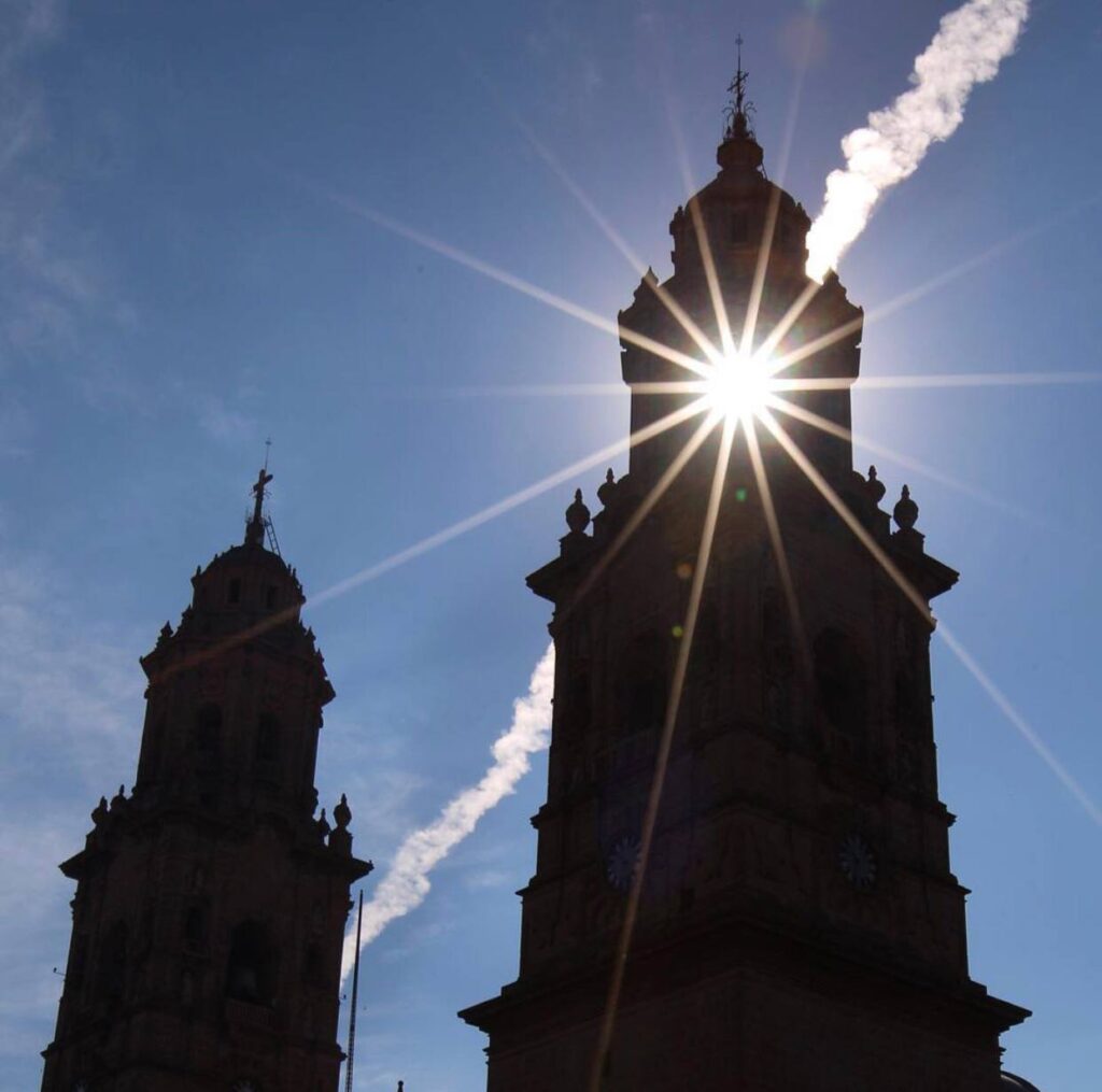 Llama Gobierno Municipal a estar atentos por síntomas de insolación