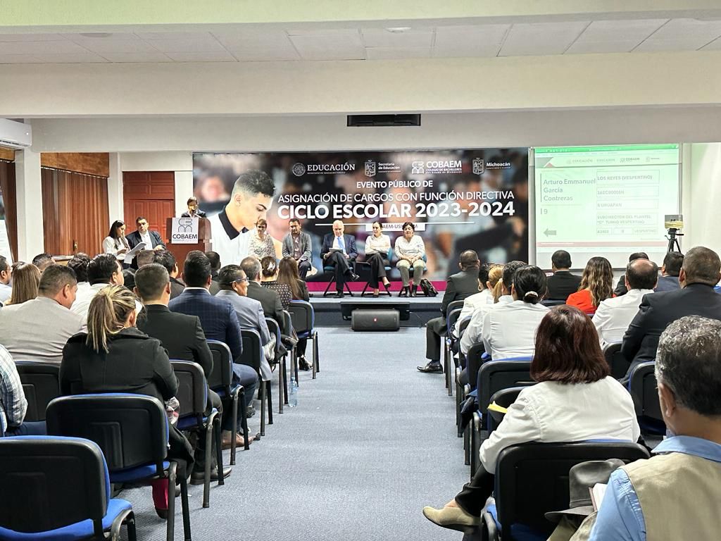 Asigna Cobaem 42 nuevos directores y subdirectores